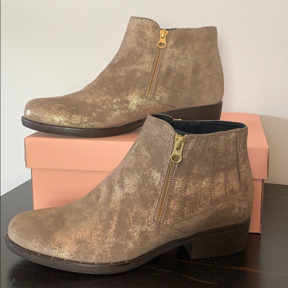 SOLD Eric Michael Tatiana Gold Suede Bootie - Picture 2 of 8